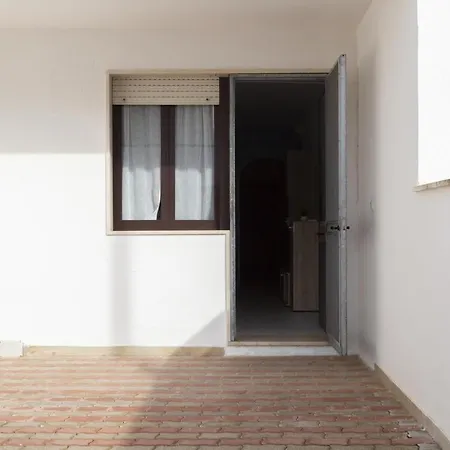 Appartamento Trilocale a 100 m dal mare climatizzato Torre Pali Esterno foto